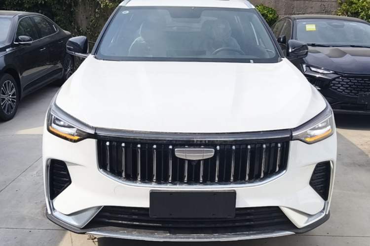 Used Geely Auto Emgrand X7 Sport 2026 Model 1.5TD Aspirational Front