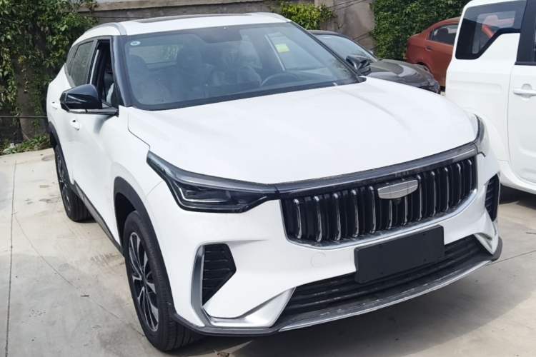 Used Geely Auto Emgrand X7 Sport 2026 Model 1.5TD Aspirational Front Right 45 Deg