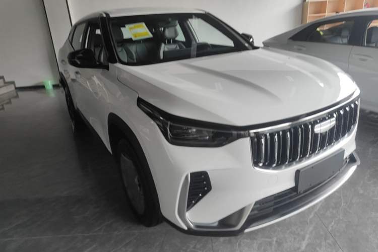 Used Geely Auto Emgrand X7 Sport 2026 Model 1.5TD Joyful Front Right 45 Deg