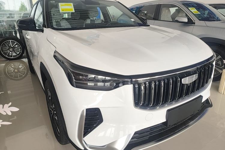 Used Geely Auto Emgrand X7 Sport 2026 Model 1.5TD Aspirational Front Right 45 Deg