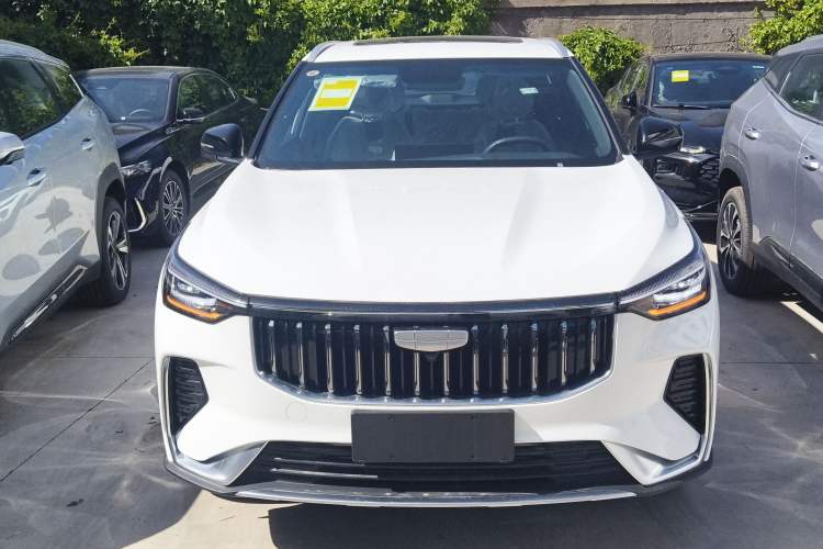 Used Geely Auto Emgrand X7 Sport 2026 Model 1.5TD Aspirational Front