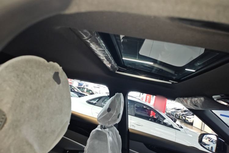 Used Geely Auto Emgrand X7 Sport 2026 Model 1.5TD Aspirational Headliner