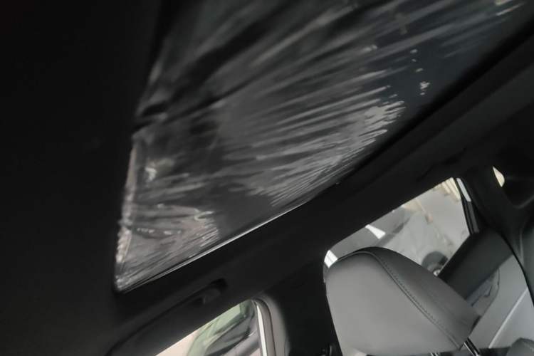 Used Geely Auto Emgrand X7 Sport 2026 Model 1.5TD Joyful Headliner