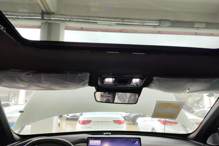 Used Geely Auto Emgrand X7 Sport 2026 Model 1.5TD Aspirational Headliner