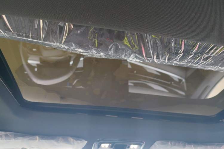 Used Geely Auto Emgrand X7 Sport 2026 Model 1.5TD Aspirational Headliner