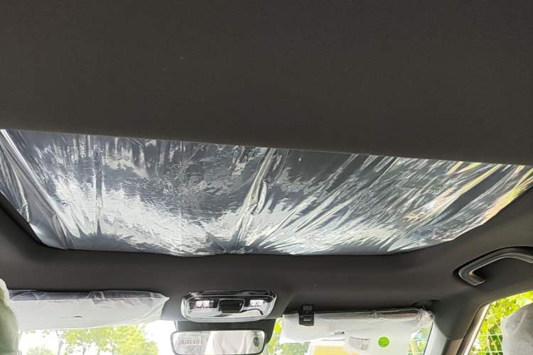Used Geely Auto Emgrand X7 Sport 2026 Model 1.5TD Aspirational Headliner