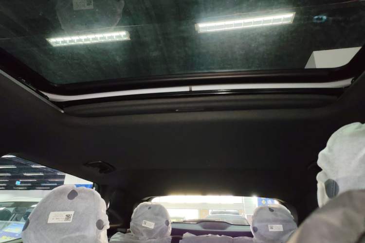 Used Geely Auto Emgrand X7 Sport 2026 Model 1.5TD Aspirational Headliner