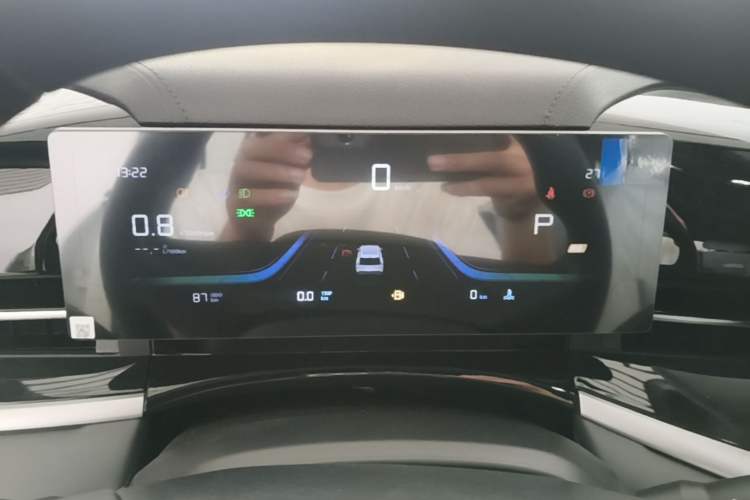 Used Geely Auto Emgrand X7 Sport 2026 Model 1.5TD Aspirational Instrument Cluster
