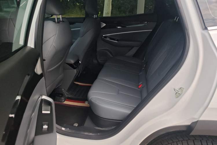 Used Geely Auto Emgrand X7 Sport 2026 Model 1.5TD Aspirational Interior 2