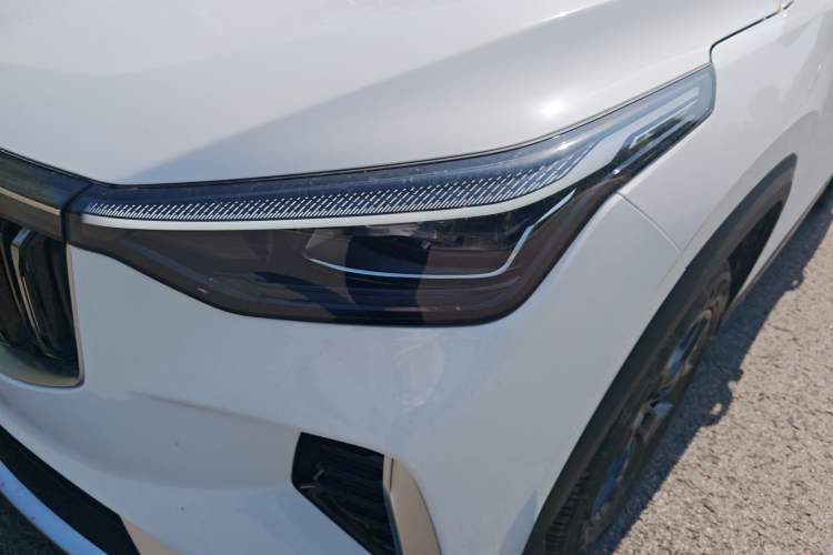 Used Geely Auto Emgrand X7 Sport 2026 Model 1.5TD Joyful Left Front Headlight