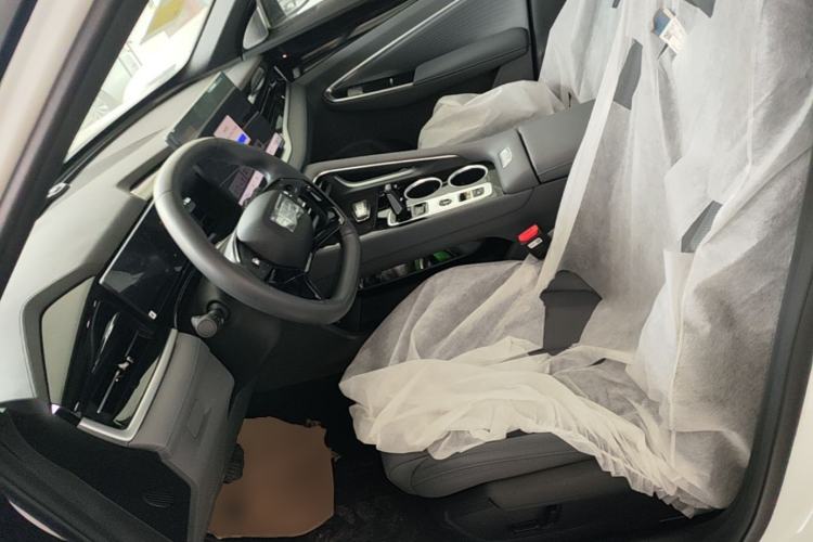 Used Geely Auto Emgrand X7 Sport 2026 Model 1.5TD Aspirational Left Front Seat