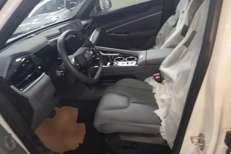 Used Geely Auto Emgrand X7 Sport 2026 Model 1.5TD Aspirational Left Front Seat