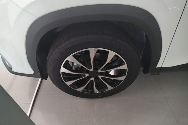 Used Geely Auto Emgrand X7 Sport 2026 Model 1.5TD Aspirational Left Front Wheel Hub