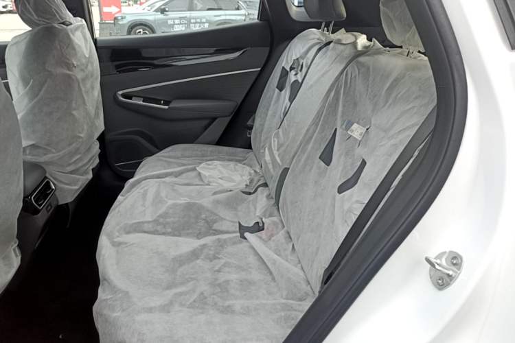 Used Geely Auto Emgrand X7 Sport 2026 Model 1.5TD Joyful Left Rear Seat