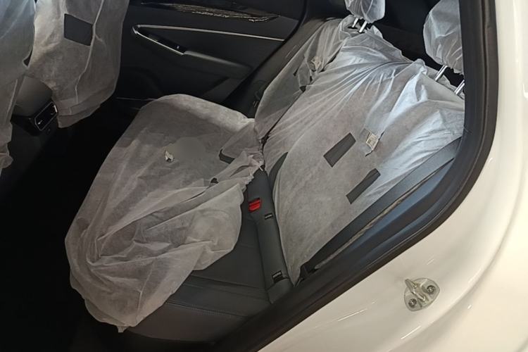 Used Geely Auto Emgrand X7 Sport 2026 Model 1.5TD Aspirational Left Rear Seat
