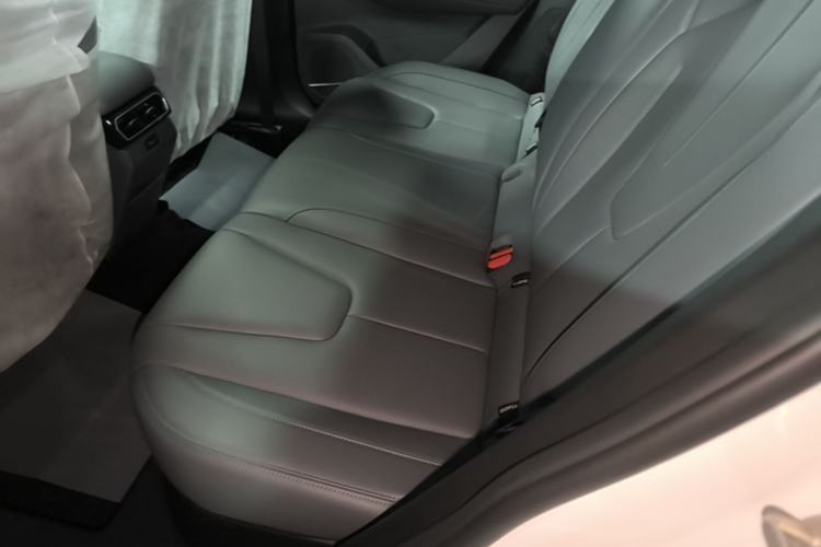 Used Geely Auto Emgrand X7 Sport 2026 Model 1.5TD Joyful Left Rear Seat