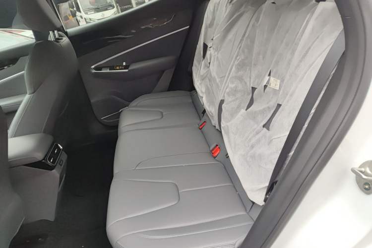 Used Geely Auto Emgrand X7 Sport 2026 Model 1.5TD Joyful Left Rear Seat
