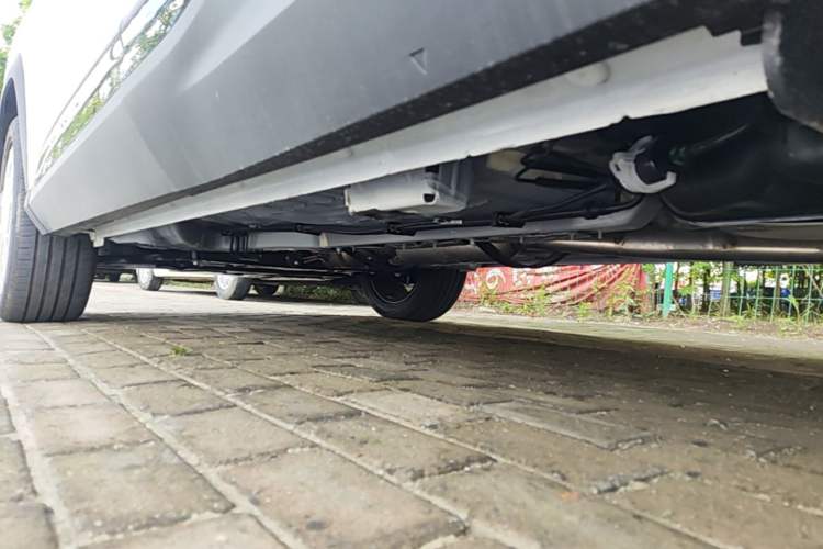 Used Geely Auto Emgrand X7 Sport 2026 Model 1.5TD Aspirational Left Side Sill
