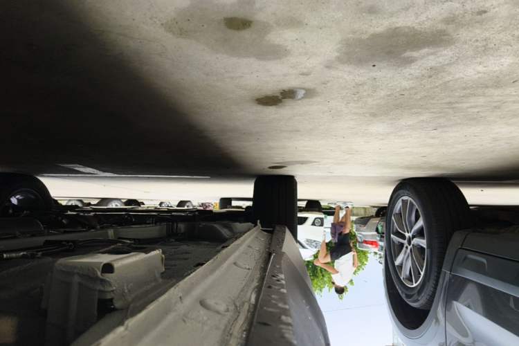 Used Geely Auto Emgrand X7 Sport 2026 Model 1.5TD Aspirational Left Side Sill