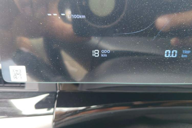 Used Geely Auto Emgrand X7 Sport 2026 Model 1.5TD Aspirational Odometer Close Up
