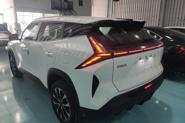 Used Geely Auto Emgrand X7 Sport 2026 Model 1.5TD Aspirational Rear Left 45 Deg