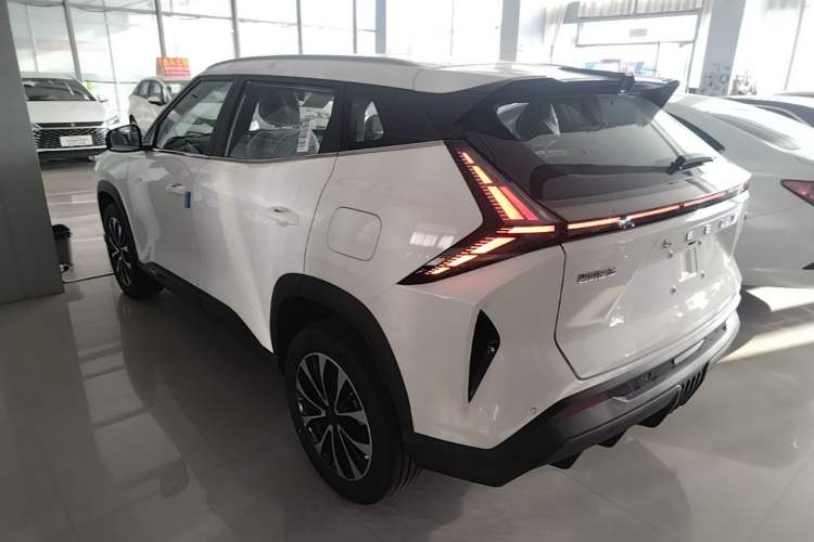 Used Geely Auto Emgrand X7 Sport 2026 Model 1.5TD Aspirational Rear Left 45 Deg