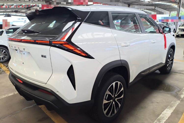 Used Geely Auto Emgrand X7 Sport 2026 Model 1.5TD Aspirational Rear Right 45 Deg