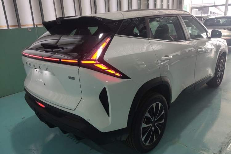 Used Geely Auto Emgrand X7 Sport 2026 Model 1.5TD Aspirational Rear Right 45 Deg