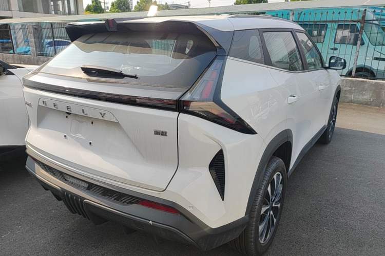 Used Geely Auto Emgrand X7 Sport 2026 Model 1.5TD Aspirational Rear Right 45 Deg