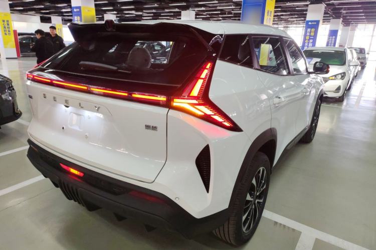 Used Geely Auto Emgrand X7 Sport 2026 Model 1.5TD Aspirational Rear Right 45 Deg