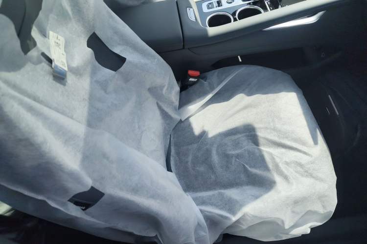 Used Geely Auto Emgrand X7 Sport 2026 Model 1.5TD Aspirational Right Front Seat