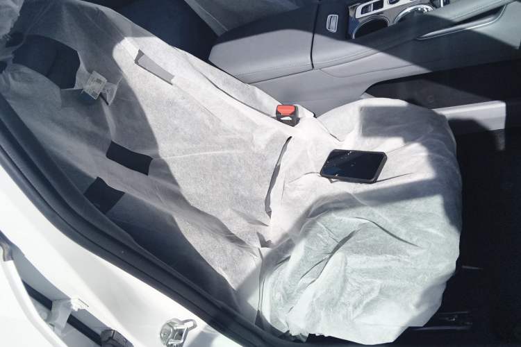 Used Geely Auto Emgrand X7 Sport 2026 Model 1.5TD Aspirational Right Front Seat