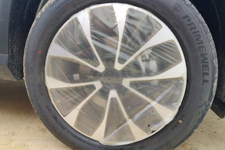 Used Geely Auto Emgrand X7 Sport 2026 Model 1.5TD Aspirational Right Front Wheel Hub