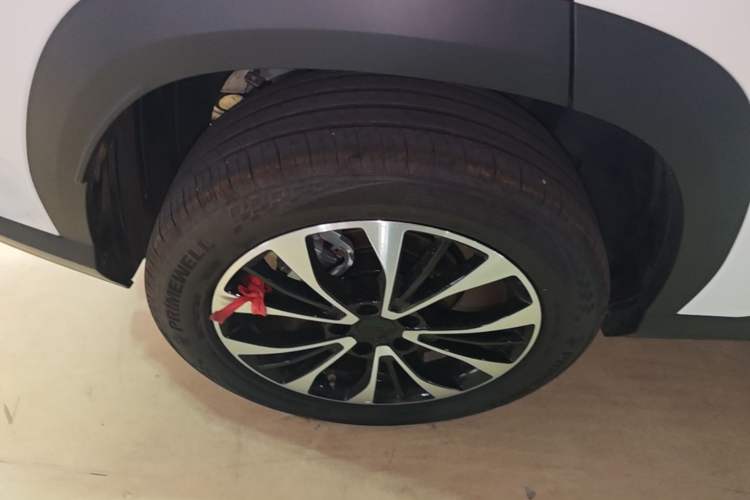 Used Geely Auto Emgrand X7 Sport 2026 Model 1.5TD Wonderful Right Rear Wheel Hub