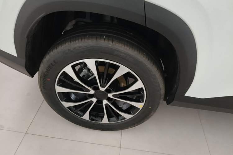Used Geely Auto Emgrand X7 Sport 2026 Model 1.5TD Aspirational Right Rear Wheel Hub
