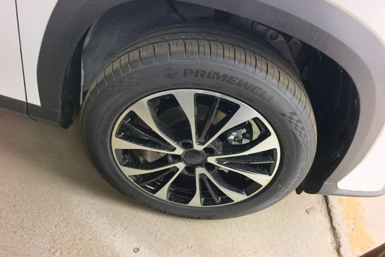 Used Geely Auto Emgrand X7 Sport 2026 Model 1.5TD Aspirational Right Rear Wheel Hub