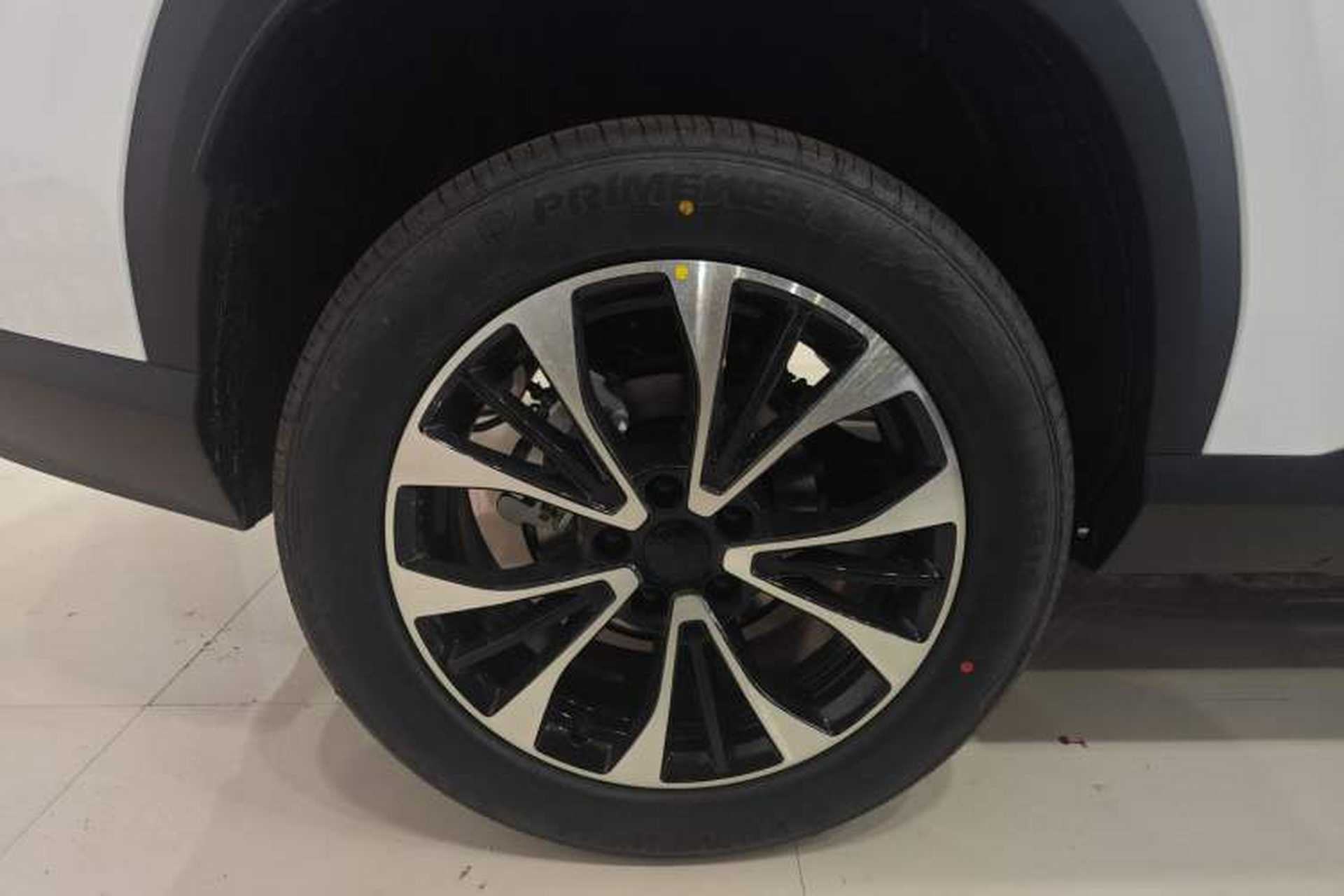 Used Geely Auto Emgrand X7 Sport 2026 Model 1.5TD Aspirational Right Rear Wheel Hub