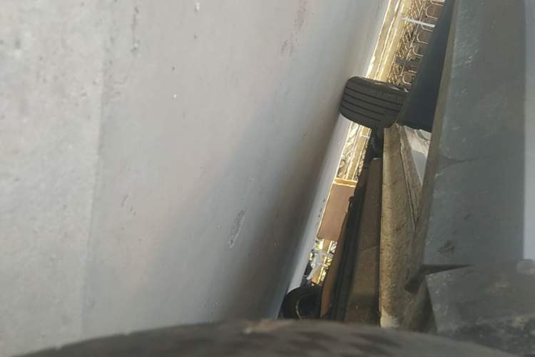 Used Geely Auto Emgrand X7 Sport 2026 Model 1.5TD Wonderful Right Side Sill