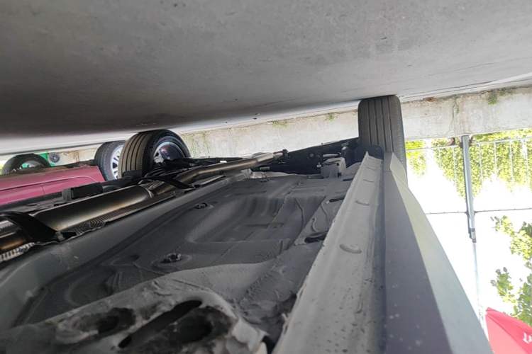 Used Geely Auto Emgrand X7 Sport 2026 Model 1.5TD Aspirational Right Side Sill