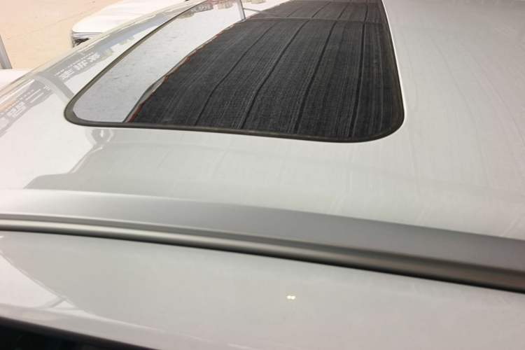 Used Geely Auto Emgrand X7 Sport 2026 Model 1.5TD Aspirational Roof
