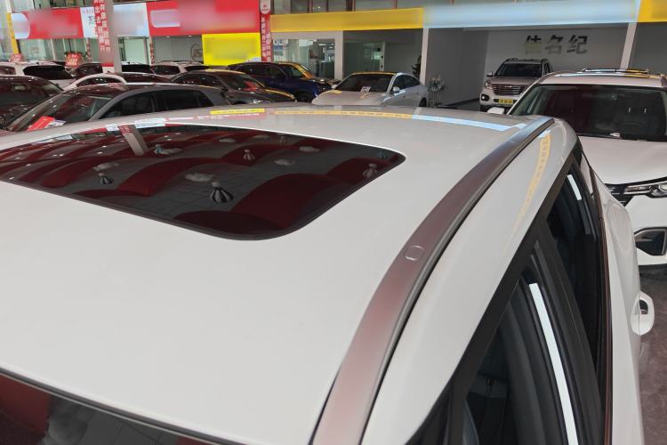 Used Geely Auto Emgrand X7 Sport 2026 Model 1.5TD Aspirational Roof