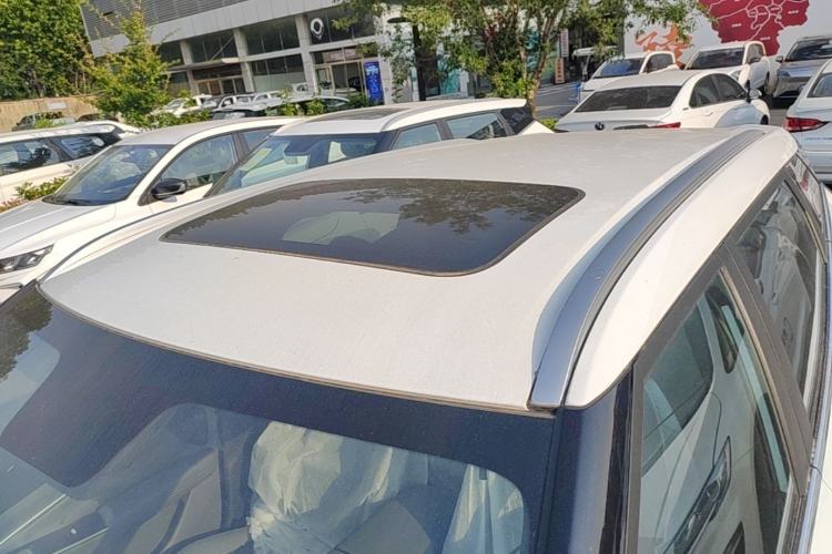 Used Geely Auto Emgrand X7 Sport 2026 Model 1.5TD Aspirational Roof