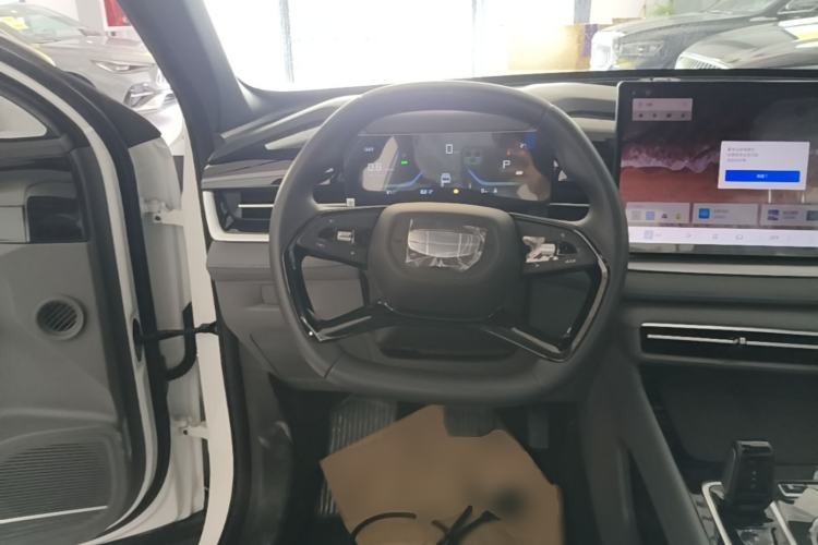 Used Geely Auto Emgrand X7 Sport 2026 Model 1.5TD Aspirational Steering Wheel