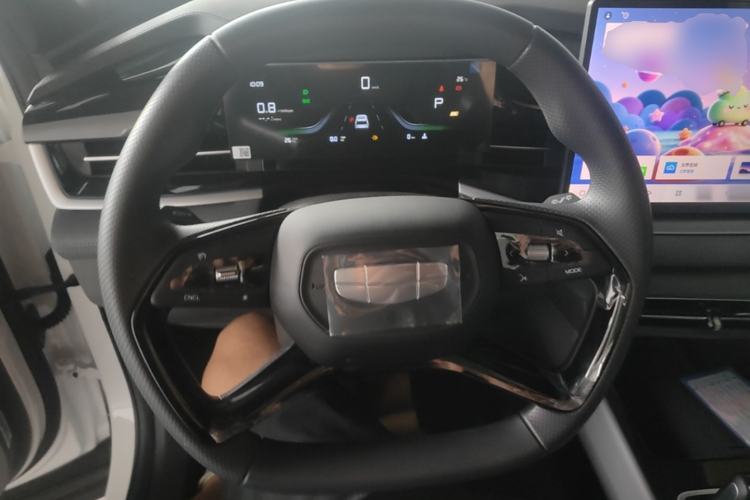 Used Geely Auto Emgrand X7 Sport 2026 Model 1.5TD Joyful Steering Wheel