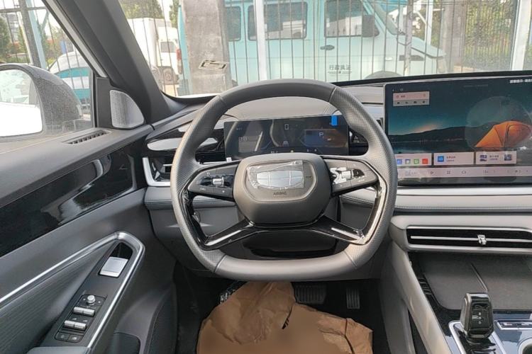 Used Geely Auto Emgrand X7 Sport 2026 Model 1.5TD Aspirational Steering Wheel