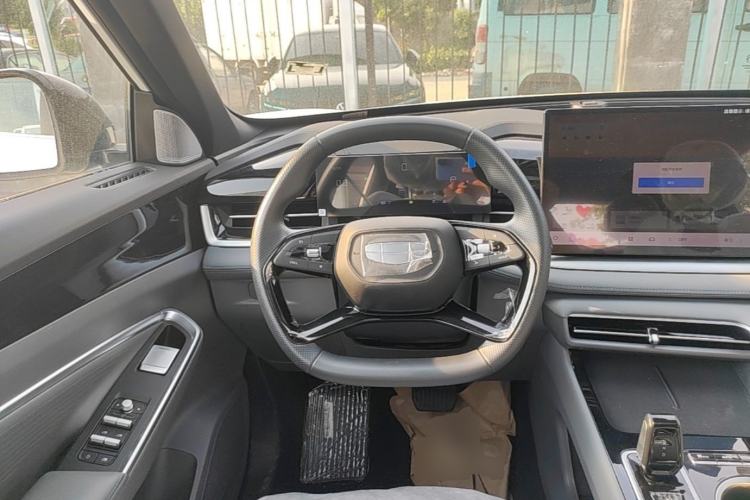 Used Geely Auto Emgrand X7 Sport 2026 Model 1.5TD Aspirational Steering Wheel