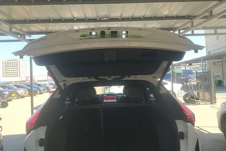 Used Geely Auto Emgrand X7 Sport 2026 Model 1.5TD Wonderful Trunk