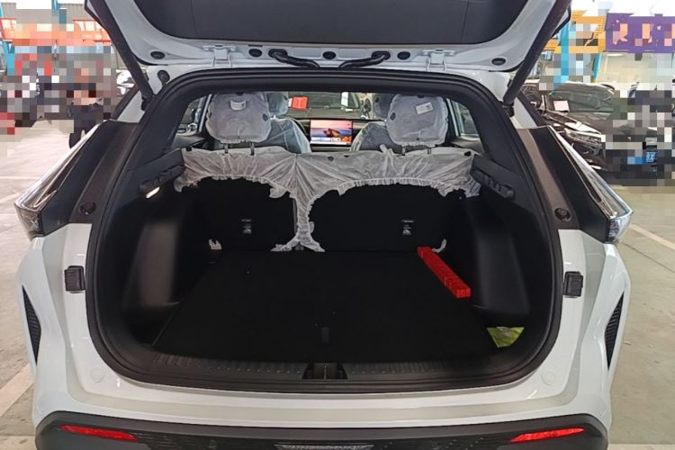 Used Geely Auto Emgrand X7 Sport 2026 Model 1.5TD Aspirational Trunk