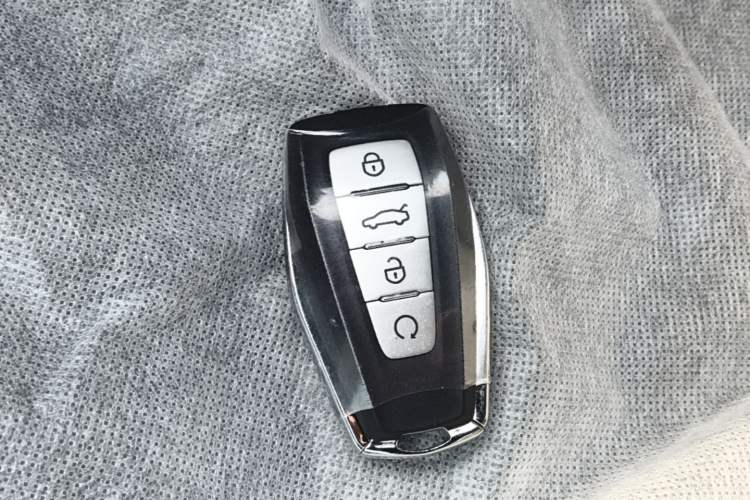 Used Geely Auto Emgrand X7 Sport 2026 Model 1.5TD Aspirational Vehicle Key