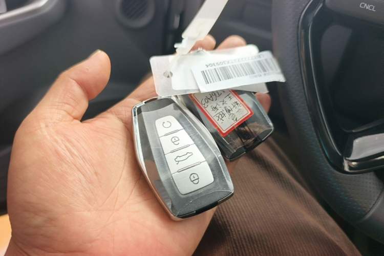 Used Geely Auto Emgrand X7 Sport 2026 Model 1.5TD Aspirational Vehicle Key